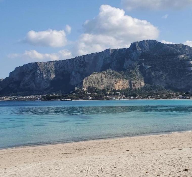 Fronte Mare Arenella Acomodação com café da manhã Palermo Exterior foto
